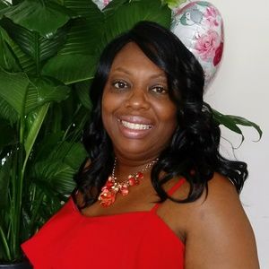 Meet your Posher, Latarsha